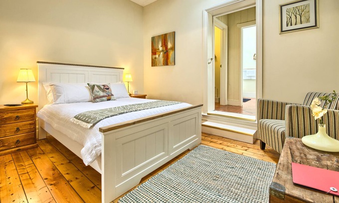 Albany House | Spencer Suites Albany