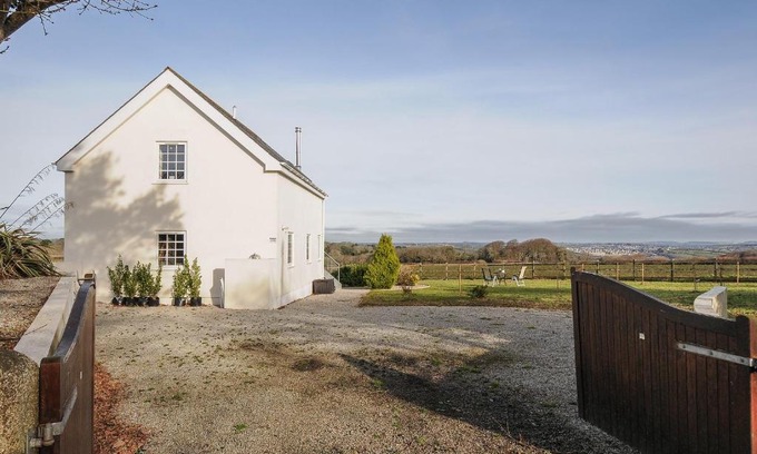Carnon Downs Apartment | Spires
