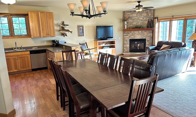 Eagle River Apartment | Spirit of the Northwoods