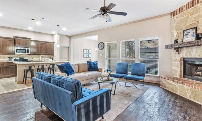 Rockwall House | Splash of Blue Cozy Home