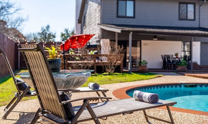 Plano House | Splash & Play Pool House: Gameroom, Firepit, Grill