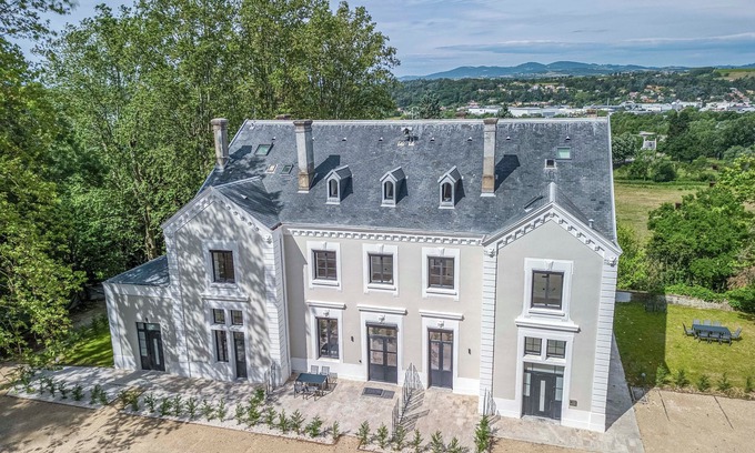 Vourles Other | Splendid Castle inside an Impressive Estate only15min from Lyon