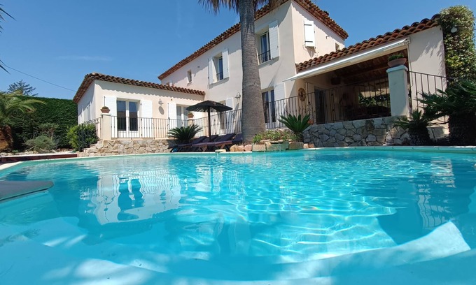 Plaine de la Brague Villa | Splendid villa with swimming pool, rated 4*, spacious and very welcoming.