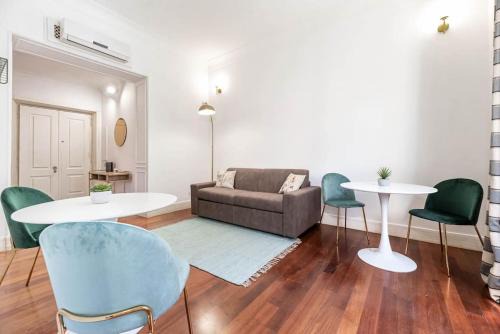 Quartiere XVII Trieste Apartment | Splendido appartamento a Villa Ada