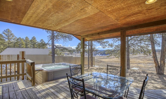 Pagosa Springs Cabin | Split Pine Cabin: Hot tub, Stunning Mountain Views, Near Downtown!