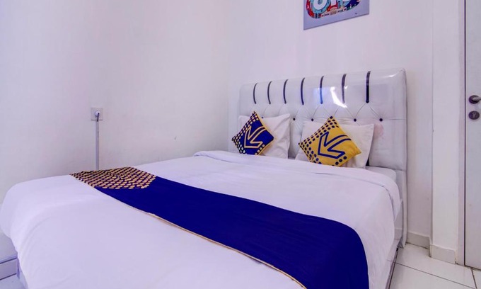 Tangerang Hotel | SPOT ON 90149 Jr Room