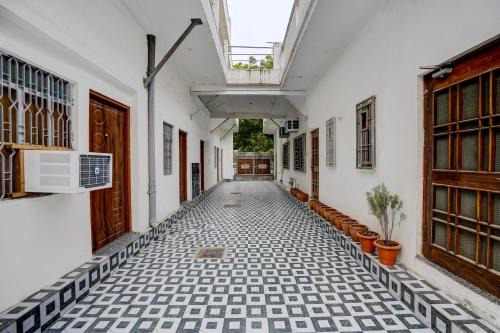 Varanasi Hotel | SPOT ON Manjuvilla
