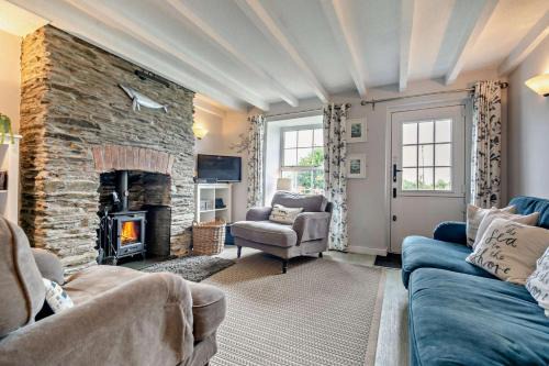 Edmonton House | Spring Cottage