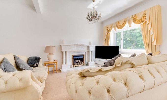 Tenby House | Springfield