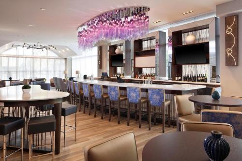 Central Business District Hotel | SpringHill Suites by Marriott New Orleans Downtown/Canal Street