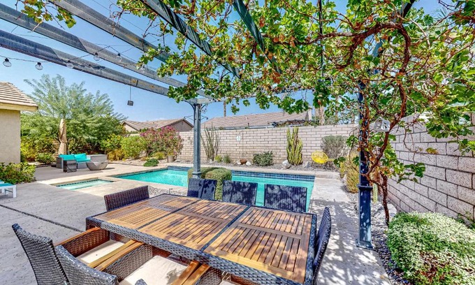 Vista Norte House | Springing into Paradise