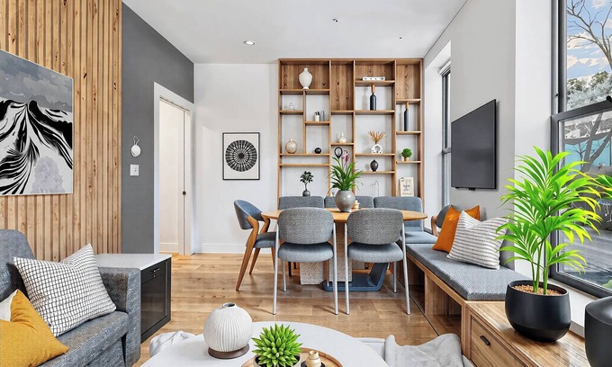 Midtown West Apartment | Square 42