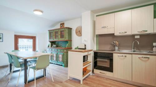 Ponte di Legno Apartment | Square Apartment