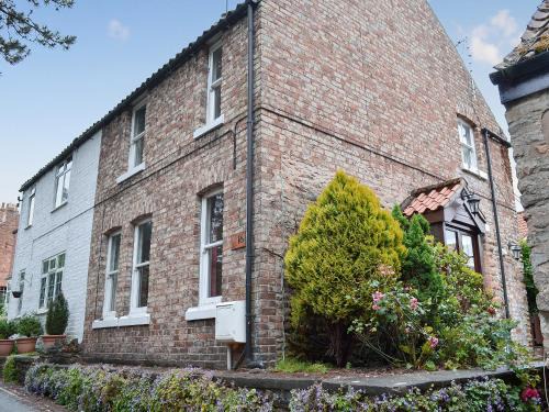 Thornton Dale House | Squirrel Cottage