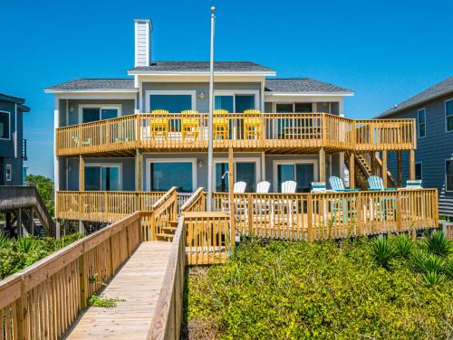 Topsail Beach House | Squirrelly Banana