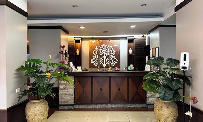 Nai Mueang Hotel | Srivichai Hotel