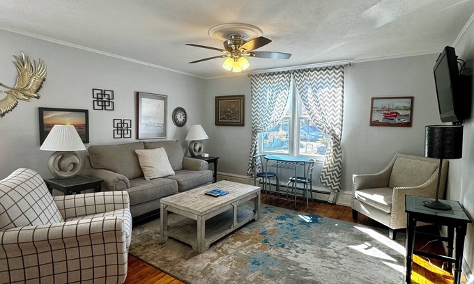 Munising Apartment | SSVR2-Spacious, Downtown Munising Apartment