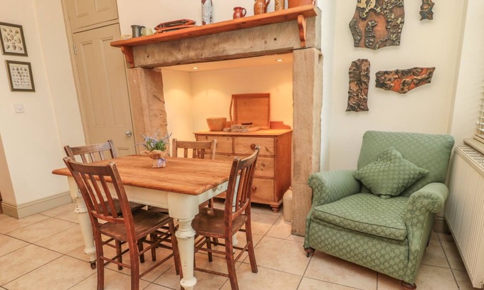 Alnmouth Cottage | St Elmo's Apartment