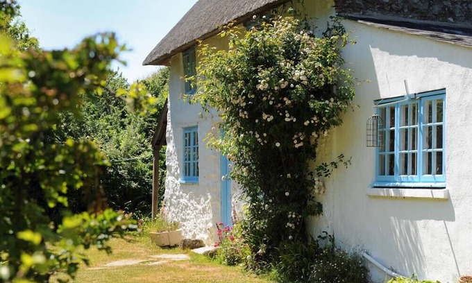 Morecombelake Cottage | St Gabriels Cottage