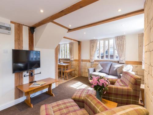 Winchcombe Apartment | St Kenelm