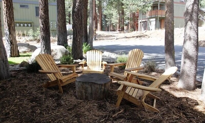 Mammoth Lakes Condo | St. Moritz 12 Bright and cozy Mountain Cabin, Centrally Located by RedAwning