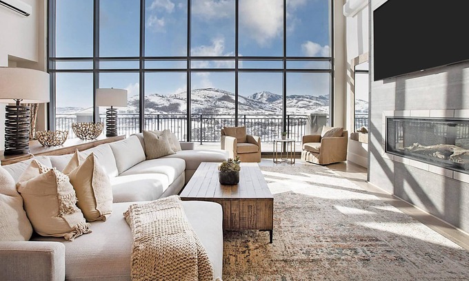 Park City Resort | St. Moritz Luxurious Penthouse | Breathtaking Views | Kitchen & Onsite Amenities