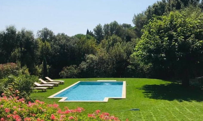 Saint-Tropez Villa | ST Tropez/Stunning villa, 5 minutes drive from Place des Lices and the beach