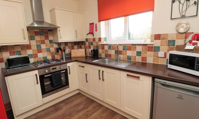Newcastle-upon-Tyne Cottage | STABLE COTTAGE, pet friendly, with a garden in Otterburn