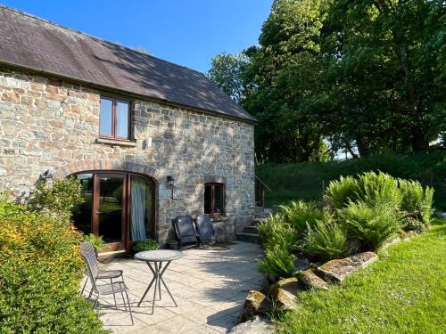 Cardigan House | Stable Cottage