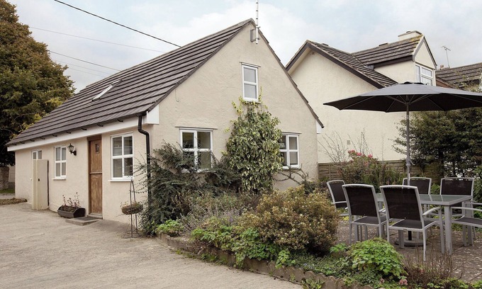 Lloc Cottage | Stable Cottage - HW7452