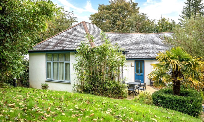 Carnon Downs Cottage | Stables Cottage (pet friendly)
