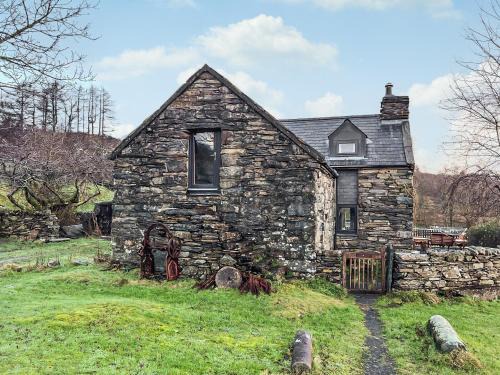 Penrhyndeudraeth House | Stablgoch - Uk48151