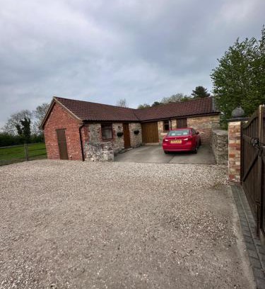 Glentham House | Stainton Stables