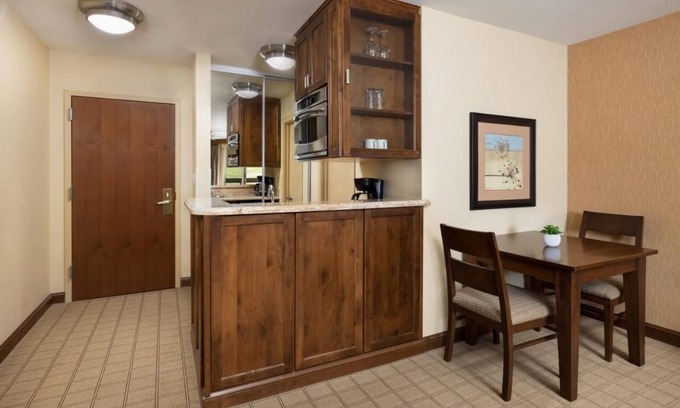 Crested Butte Hotel | Standard Double Queen, 2 Spacious Rooms | Pet-Friendly - Elevation Hotel