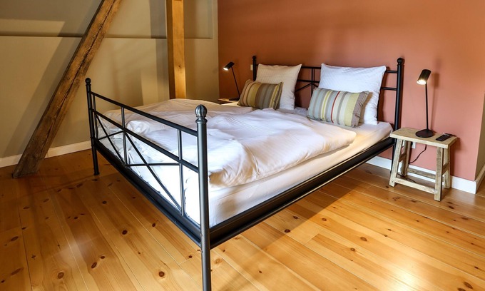 Oberhavel Apartment | Standard Doppelzimmer Mildenberg - Storchenhof Blumenow