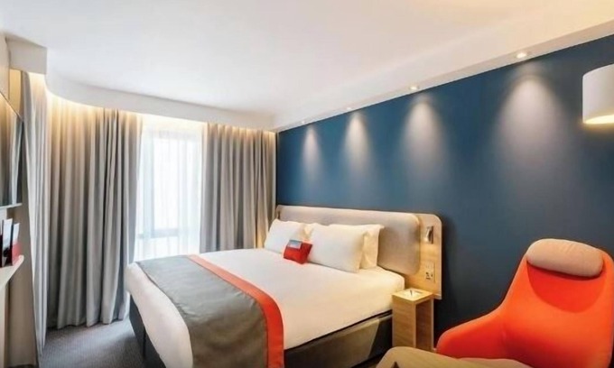 Bogside Apartment | Standard King Or Twin Room Near Tower Museum LON