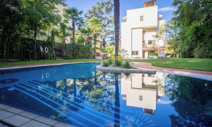 Gries - Quirein Apartment | Standard Studio - LA Tranquilla