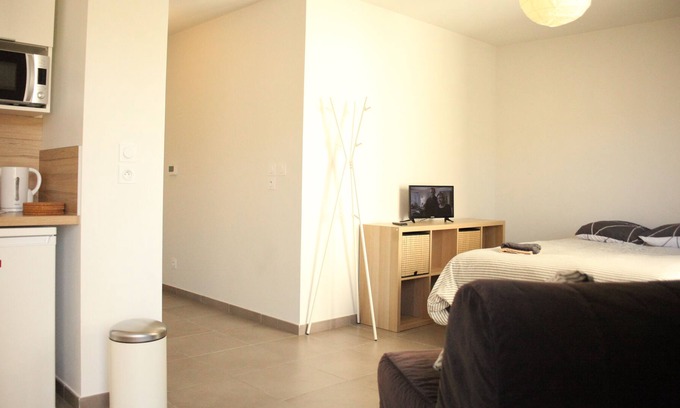 9th Arrondissement Apartment | Standing City Cozy Apartment Balcony completely Fully equipped