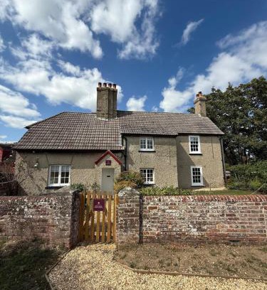 Burton House | Staple Cross Cottage