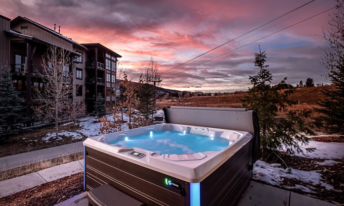 Steamboat Springs Ski Chalet | Star gaze under the gondola: Pool, walk to gondola