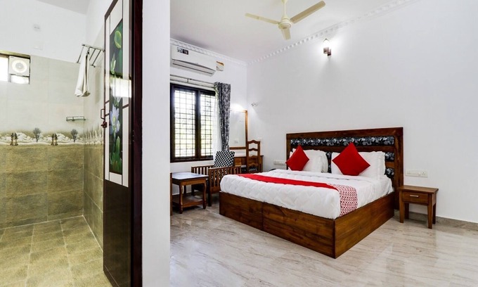 Kovalam Cabin | Star Inn Plus