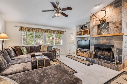 Groveland House | Star of the Mountain Yosemite Home