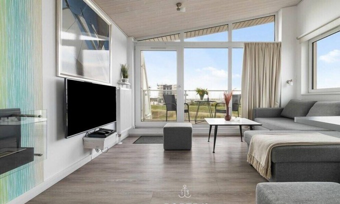 Stein House | Starboard Marina Wendtorf