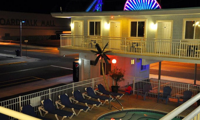 Wildwood Hotel | Stardust Motel