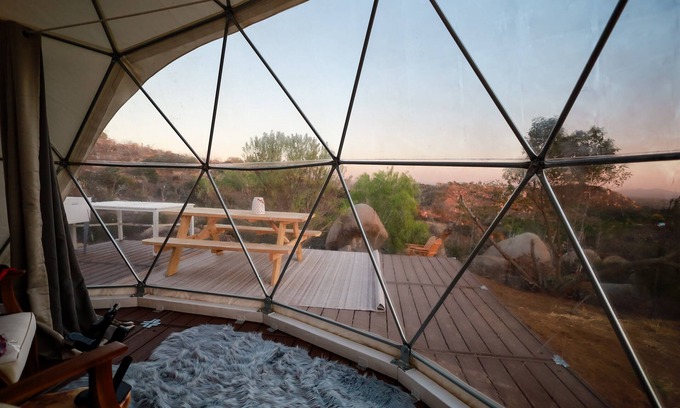 Fallbrook RV Rental | Stargazer - Glamp in the Mountains at Splitrock