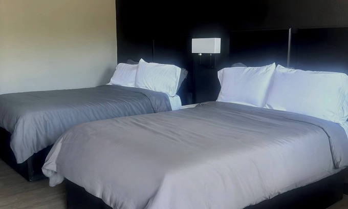 Manning Hotel | Starlight Stays