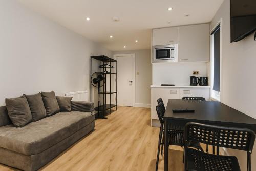 Harlesden Apartment | StarNest Willesden Junction