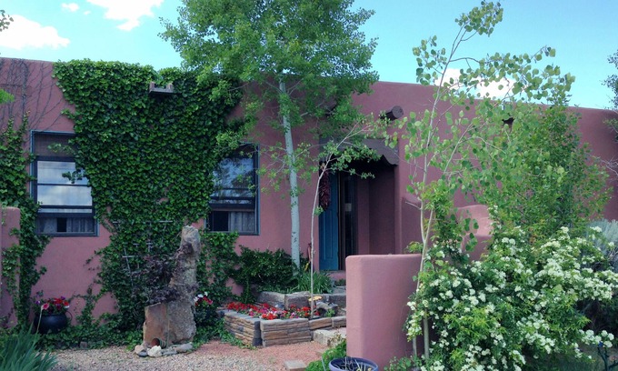 Eldorado at Santa Fe House | Starry, Starry Nights in Quiet Cozy Country Home with Pleasurable Amenities