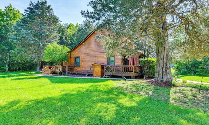 Olin Cottage | Statesville Cottage w/ Gas Grill Near Union Grove!