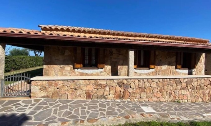 Golfo di Marinella Villa | Statley Home La Tartaruga